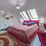 Amazing Apartment In Kolobrzeg With Kitchen